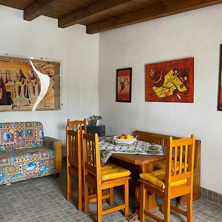 Вилла La Casina Di Gio Карини Экстерьер фото